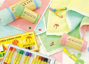 粉嫩嫩讓人捨不得用！懷舊系蠟筆毛巾包裝