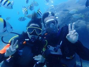 【玩體驗】抓住夏天的尾巴，到墾丁和魚兒來場海底約會吧～