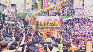 萬華大鬧熱「Home party」登場！集結音樂祭、市集，還有艋舺青山王暗訪等活動的宗教嘉年華