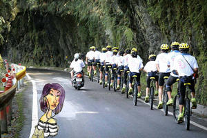 女孩的環島東西軍！小夢和小安的追夢之旅