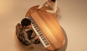 是鋼琴也是設計感家具！日本 YAMAHA 推出 3 款木質系鋼琴，讓音樂走進生活日常