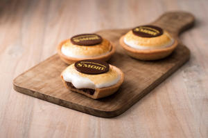 成田和羽田機場才能買到的伴手禮！別錯過加熱會牽絲的 S'MORE 烤棉花糖塔