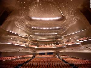 CNN 盤點 5 個世上最美的歌劇院！建築女爵 Zaha Hadid 流線作品上榜