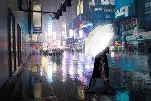 誠品力抗梅雨！日本乾燥皮蛋、英國反光傘幽默登場