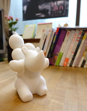 【生活玩物】溫暖柔和的正面力量－「CHU, an Design飛翔系列石雕雕紙鎮」