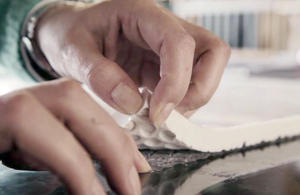 無可救藥的浪漫！氣泡紙翻模成唯美手工玻璃藝品