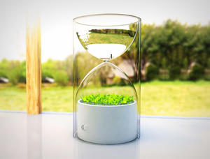 超迷你桌上型溫室 讓你不會忘記澆水的沙漏盆栽「Lives Glass」