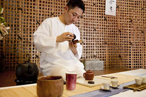 【玩體驗】一日茶主人體驗：飲茶、奉茶、現作手工茶紙