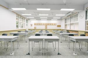 新埔國中補校教室改造設計！台灣無印良品、正隆公司為高齡者重新設計跨齡教室
